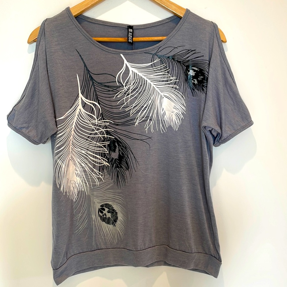Women’s Short Open Sleeve Top.